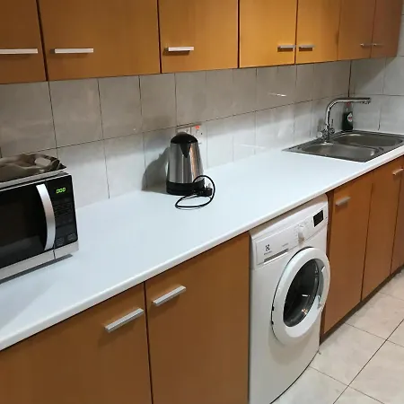 Glinou 304 Larnaka