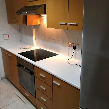 Glinou 304 לרנקה